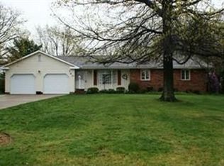 390 Silvercreek Rd, Wadsworth, OH 44281