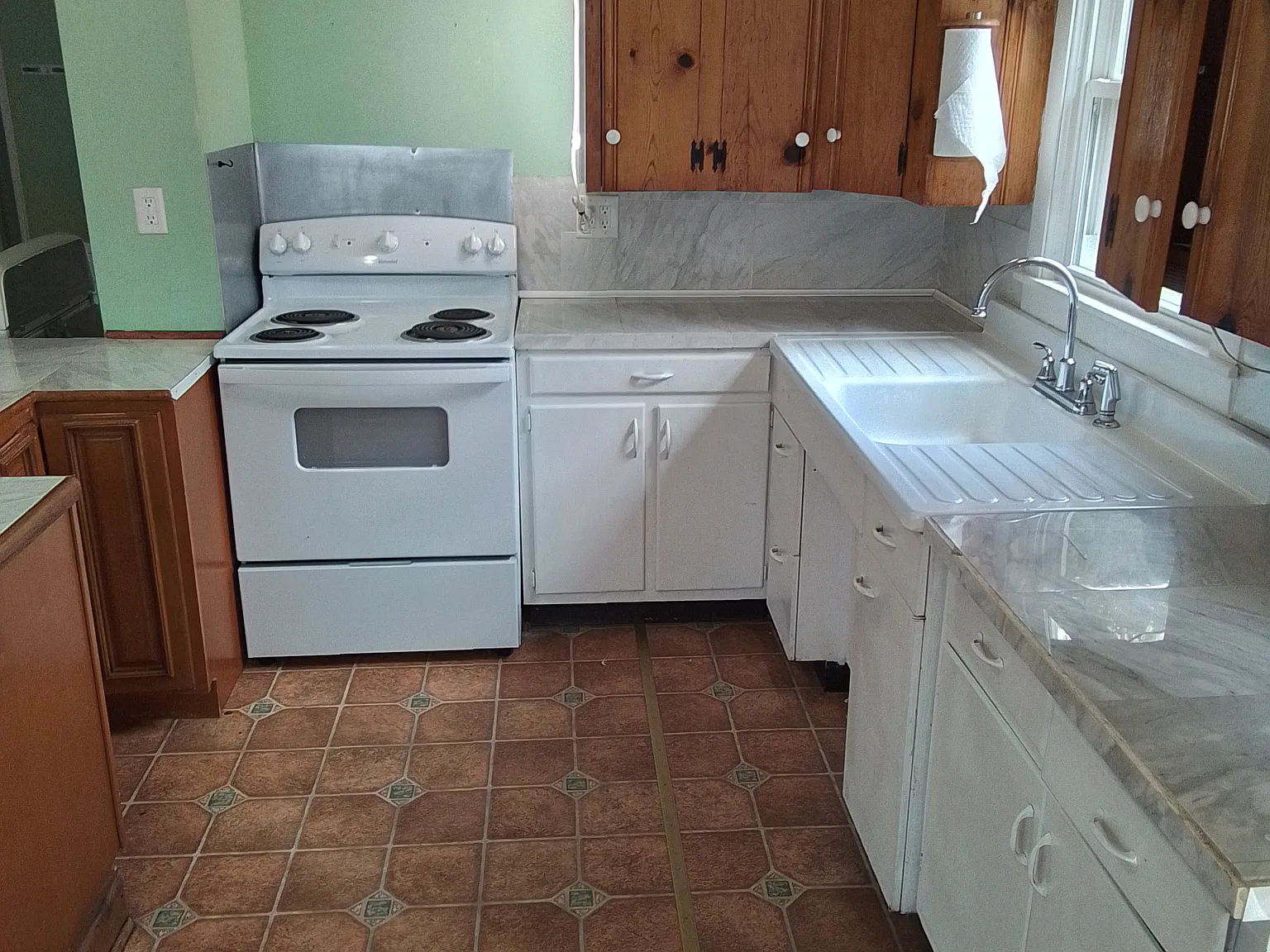 3 bed, 1200 sqft, $950 — Photo 4