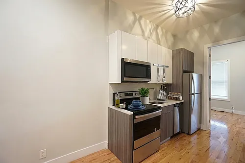 583 Onderdonk Ave #2 Photo 1