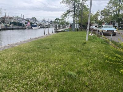 80 x 20 E. Riviera Dr, Lindenhurst, NY, 11757