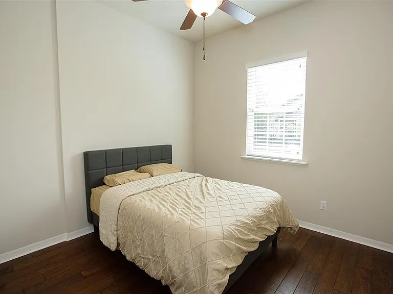 7440 SW 80th Dr — Photo 18