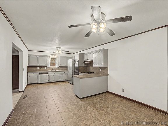 5th image of 316 N Carlsbad St