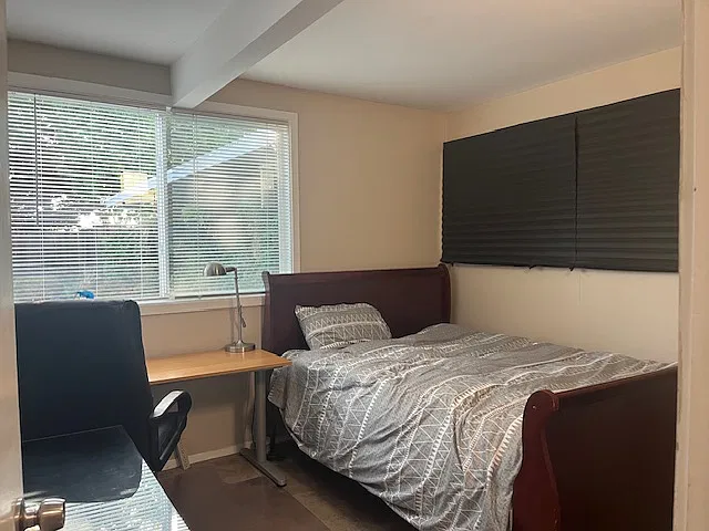 4 bed, 1432 sqft, $1,400 — Photo 2