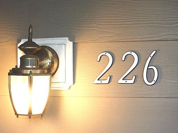 2nd image of 3318 Berwyn Ave Unit 226
