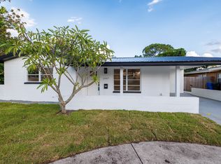 3947 Overlook Dr NE, Saint Petersburg, FL 33703