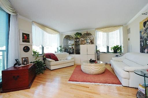 3rd image of 480 N McClurg Ct APT 1101