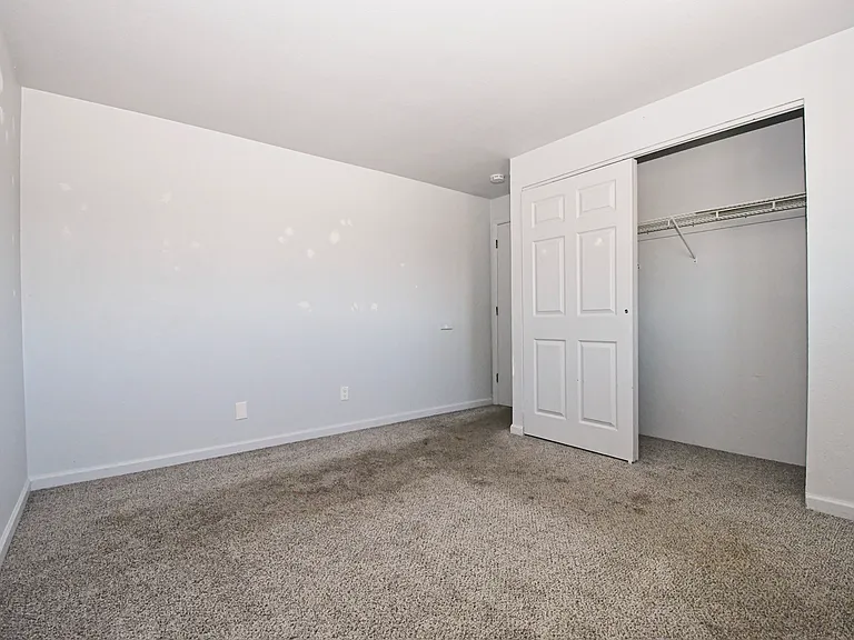 1513 N Edmonds Dr #D — Photo 11