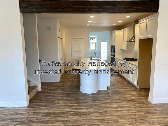 3rd image of 5882 N Galena St
