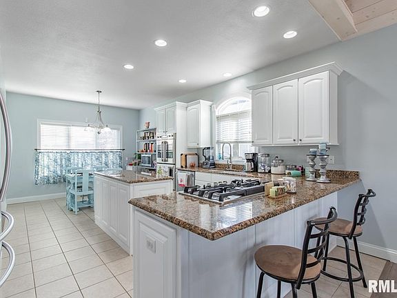 5th image of 4137 W Stonewater Dr