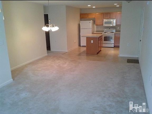 4th image of 632 Condo Club Dr Unit 104