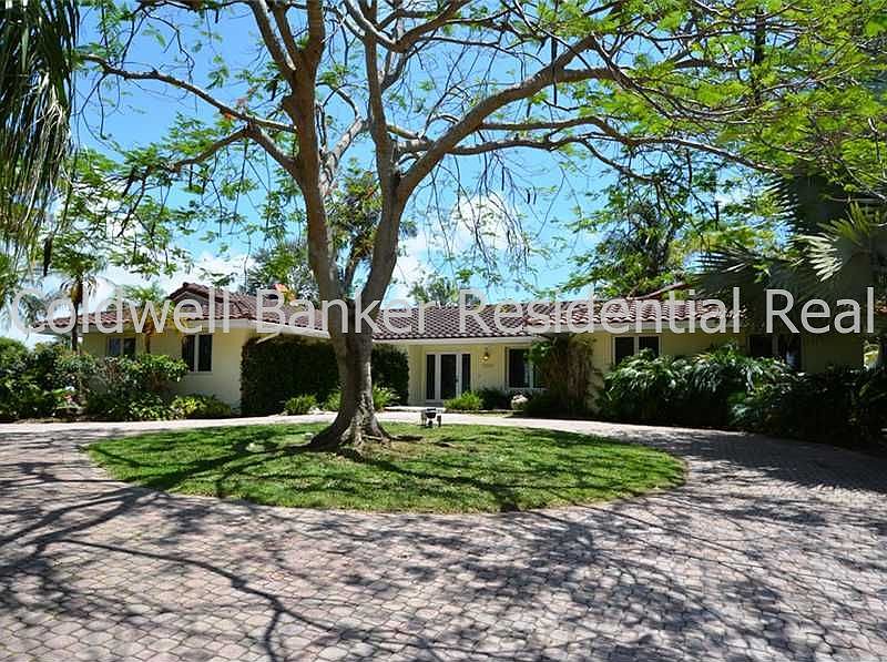 1st image of 13001 Zambrana St