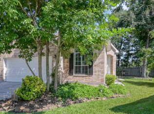 2 Gleneden Ct, Conroe, TX 77384