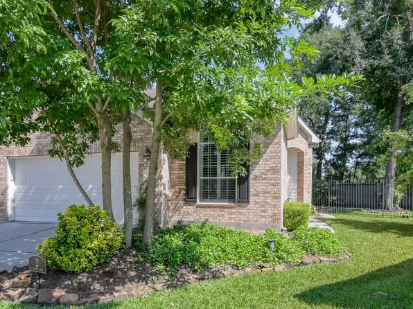 2 Gleneden Ct, Conroe, TX 77384