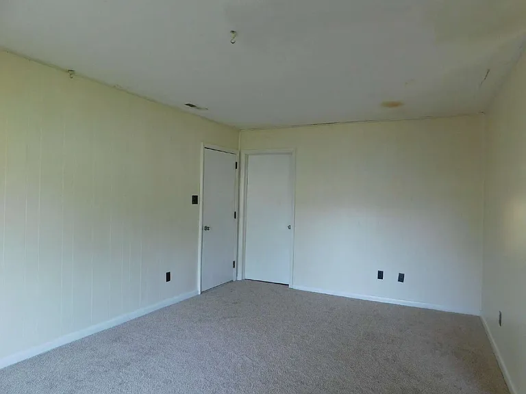 3825 Annie Ln — Photo 7