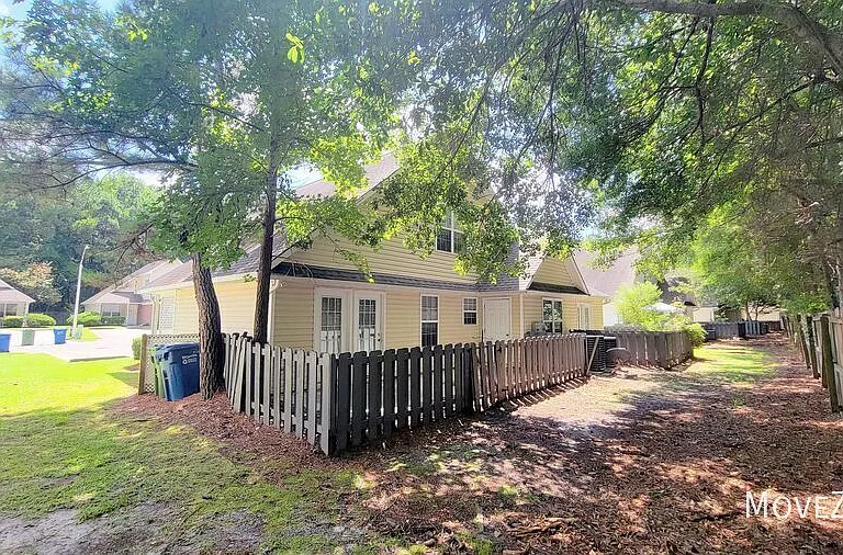 319 Saint Rosea Dr — Photo 18
