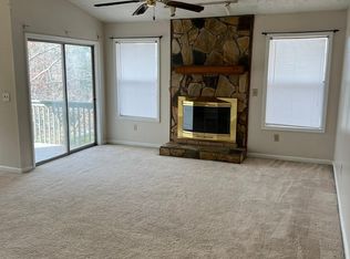 6800 Willowbrook Dr APT 7, Fayetteville, NC 28314