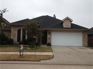 8211 Whisper Point Dr, Houston, TX 77040