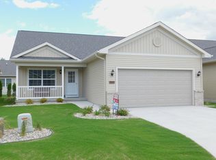2621 Kitty Hawk Cir #25, Midland, MI 48642