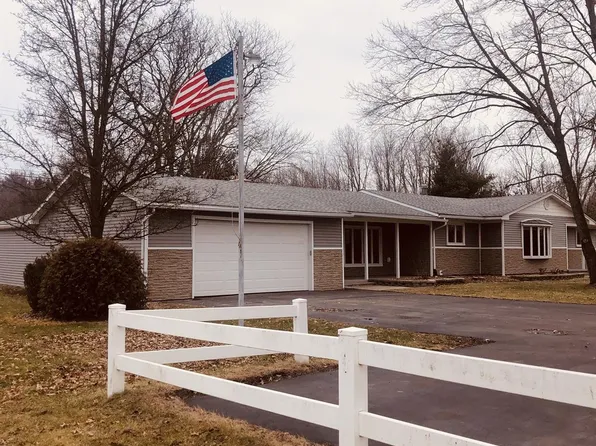 24051 Waltz Rd, New Boston, MI 48164