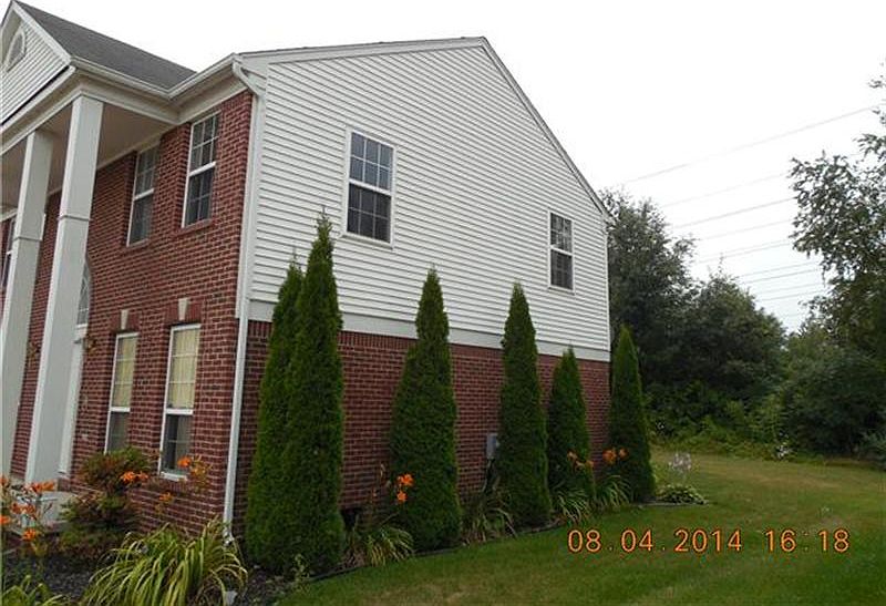 2nd image of 15542 Pebblebrook Dr #39