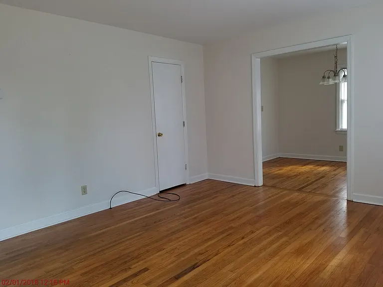 300 Mary Scott Dr — Photo 3