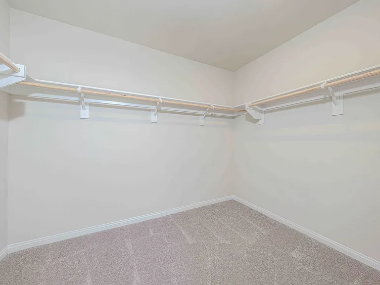 466 Meyer Pl — Photo 16