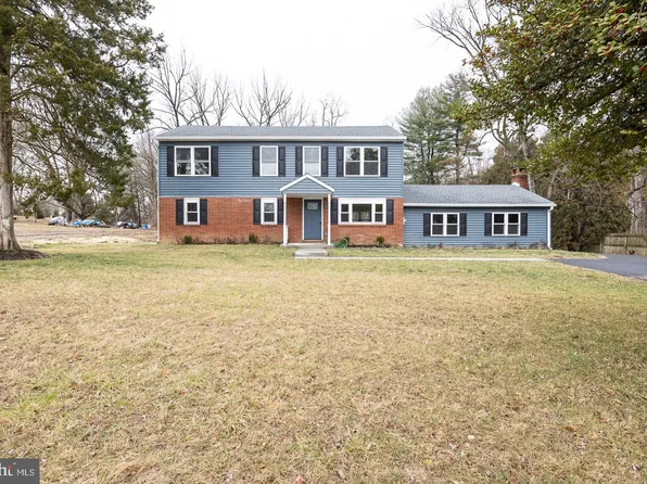 229 Garden Station Rd, Avondale, PA 19311