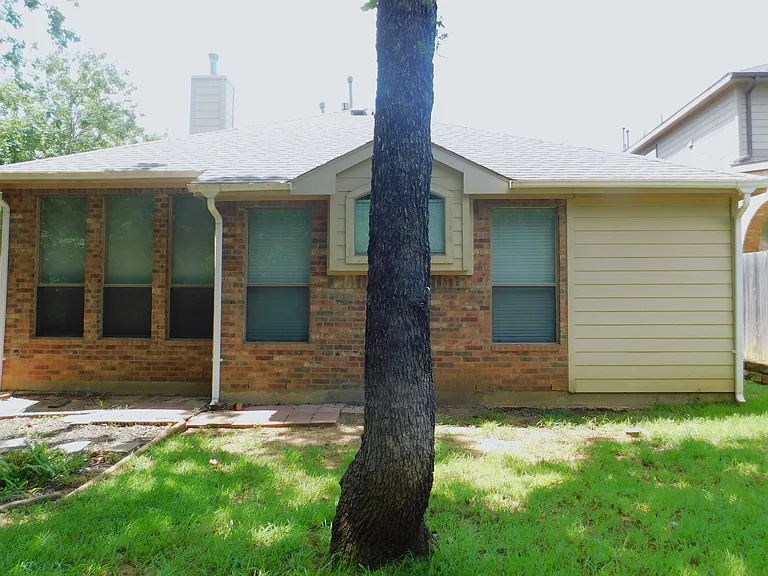 108 Red Bluff Dr — Photo 40