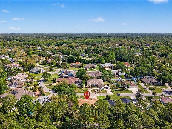 3rd image of 11 Crescent Lake Way