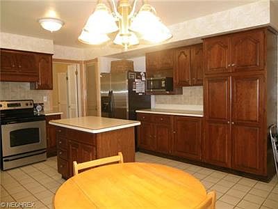 4th image of 453 S Briarcliff Dr