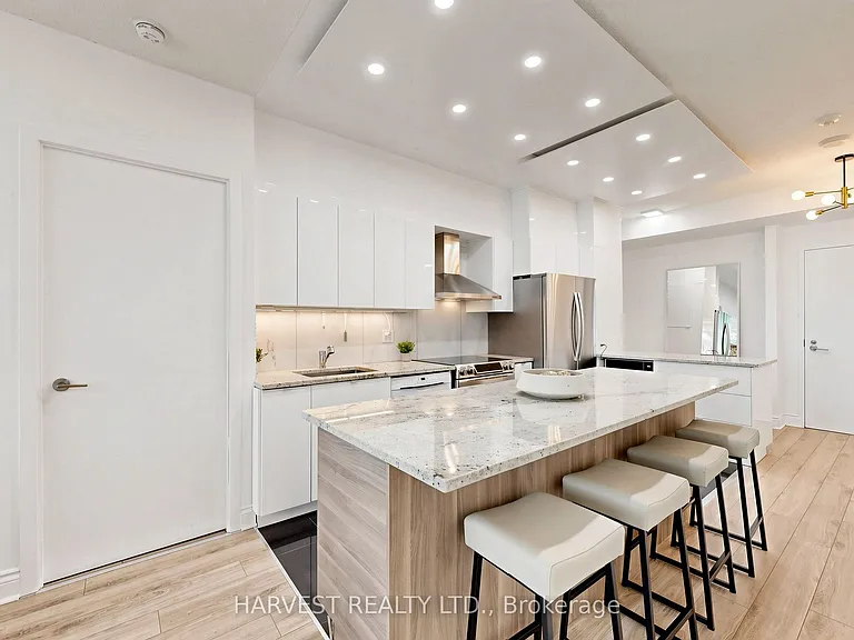 209 Fort York Blvd #380 — Photo 8