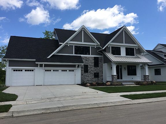 2nd image of 716 Woodland Hills Ct