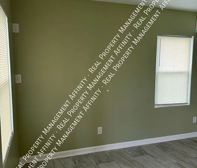 639 Mississippi Blvd #2 — Photo 12