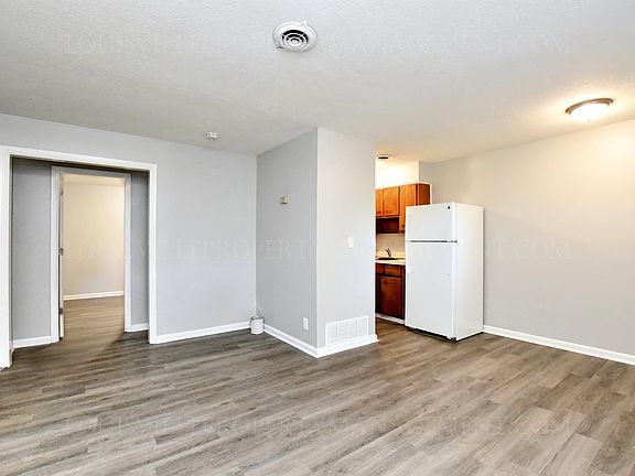 3rd image of 4408 S 1st St APT 3