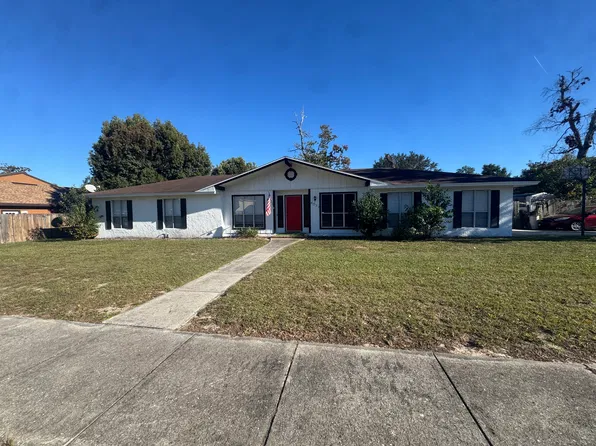4037 Greenwillow Ln W, Jacksonville, FL 32277