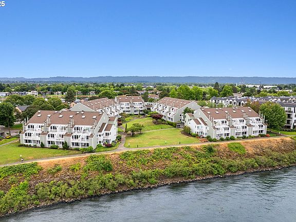 2nd image of 275 N Hayden Bay Dr #275