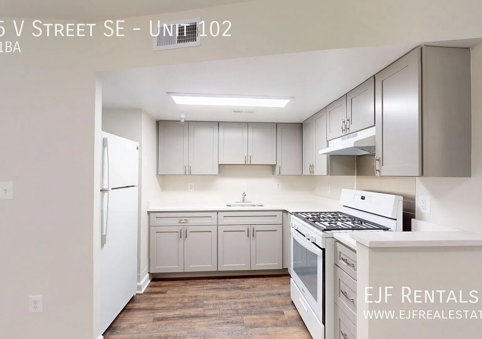 1715 V St SE — Photo 4