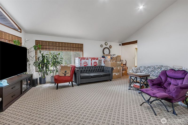 5th image of 41019 Dean Kreger Road E