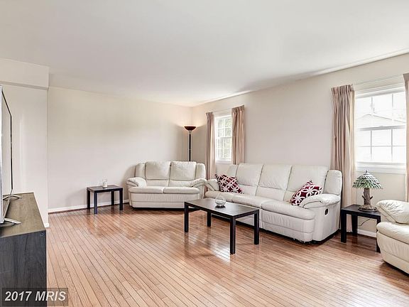 4th image of 14838 Cherrydale Dr