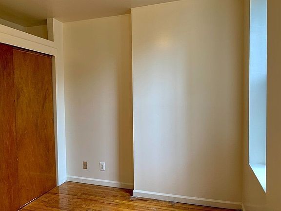 4th image of 462 E 115th St #2DD