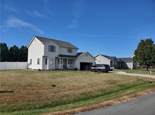 3735 Castlerock Dr, Decatur, IL 62521