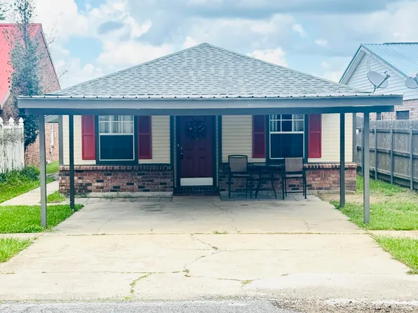 209 Lowell Dr, Lafayette, LA 70506