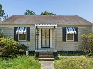 610 Morris Dr, Newport News, VA 23605