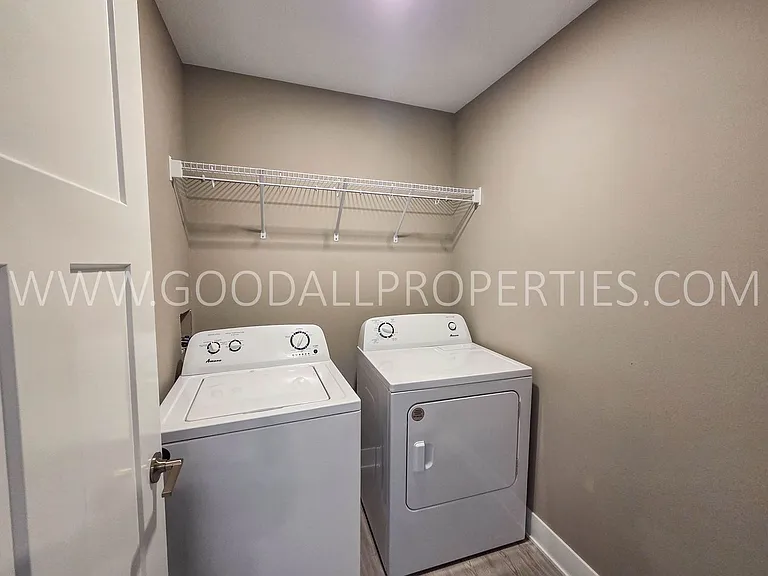 216 Maple Ave — Photo 19