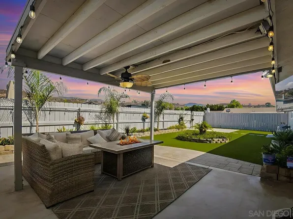 13042 Beechtree St, Lakeside, CA 92040