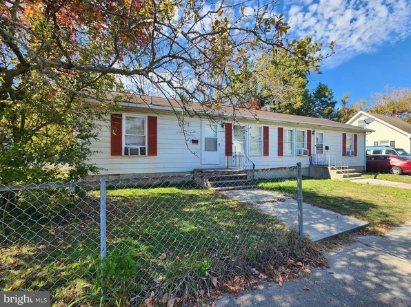 1&3 N 1st St, Crisfield, MD 21817