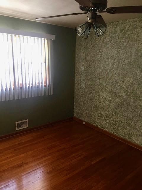 1st image of 3505 Greenwood Ave #South