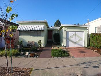Front of 2367 Bartlett Street