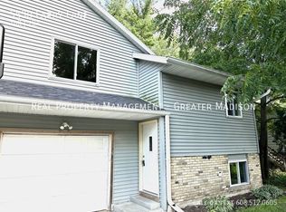 5530 Larry Ln, Madison, WI 53704