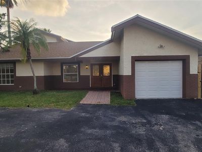 1319 SW 83rd Ave, North Lauderdale, FL, 33068